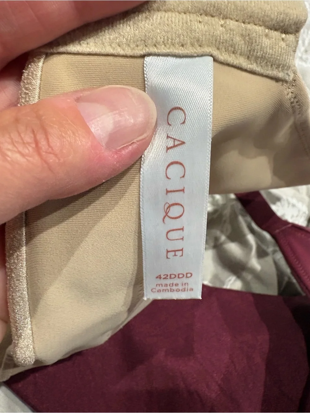 Cacique nude red wireless invisible back smoother bra 42DDD 2pcs
